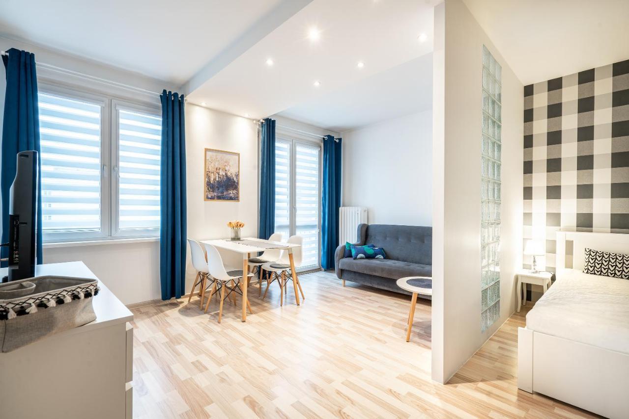 9 Apart Apartment กดิเนีย ภายนอก รูปภาพ