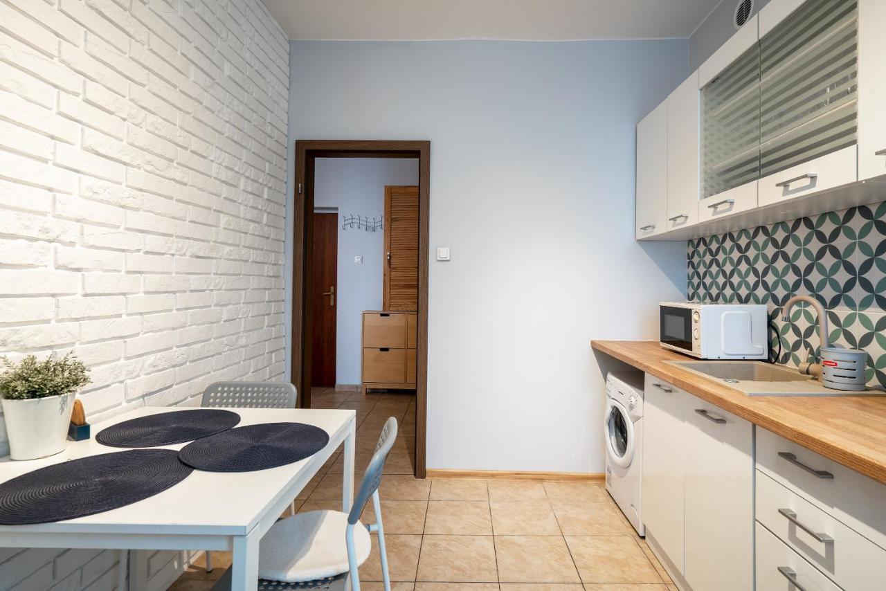 9 Apart Apartment กดิเนีย ภายนอก รูปภาพ